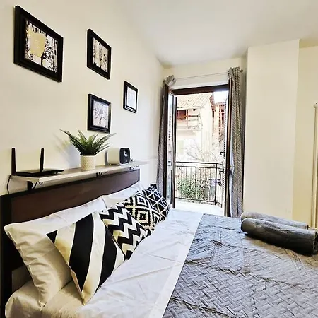 Darlyn Sotto La Torre Appartement